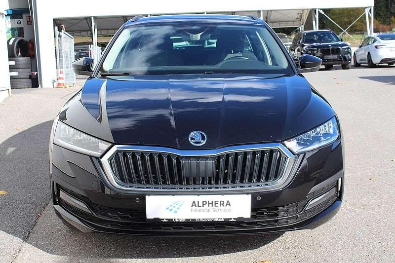 Gebraucht Skoda Octavia Ambition 150 PS (110 kW) 2022 Schwarz Kombi