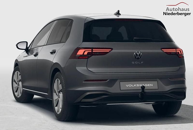 Neu VW Golf VIII 150 PS (110 kW) 2025 Limousine