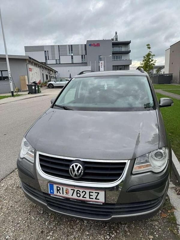 Gebraucht 2008 VW Touran Conceptline Van / Kleinbus | € 3.000 (Guter Preis) - Bild 1/4