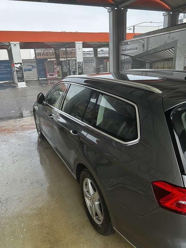 Gebraucht VW Passat Highline 150 PS (110 kW) 2015 Kombi