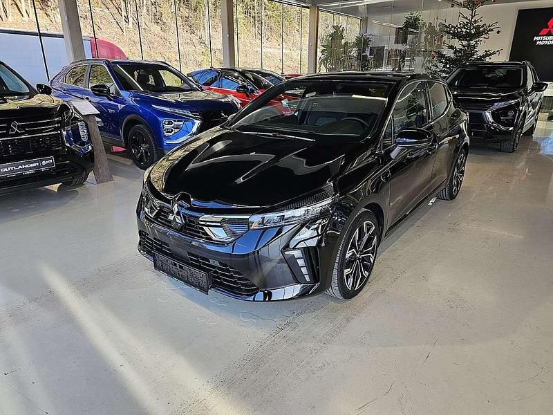 Schwarz Neu 2025 Mitsubishi Colt Intense Limousine | € 20.810 (Etwas zu teuer) - Bild 1/4