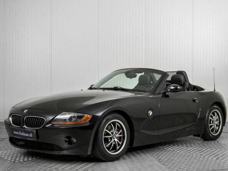 Schwarz Gebraucht 2003 BMW Z4 Cabrio | € 12.900 (Guter Preis) - Bild 1/4