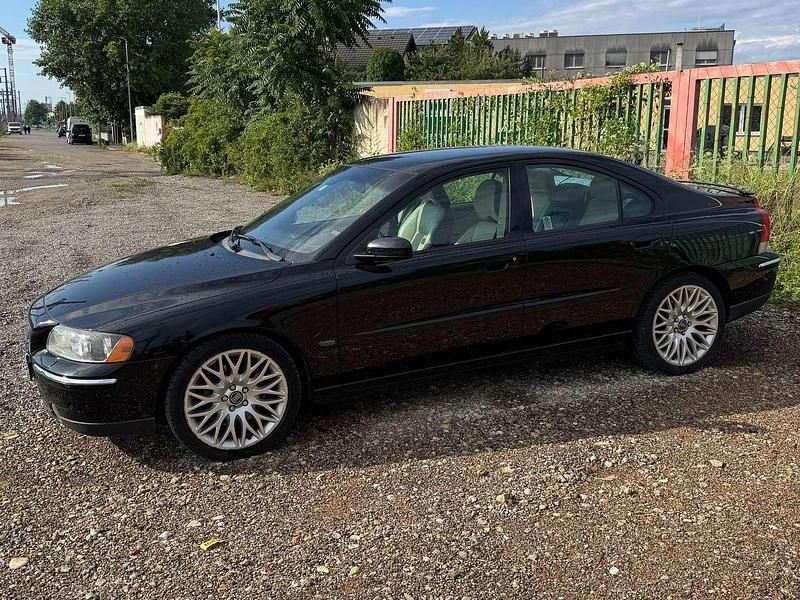 Schwarz Gebraucht 2005 Volvo S60 Summum Limousine | € 8.250 - Bild 1/4