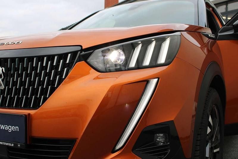 Gebraucht Peugeot 2008 GT-line 131 PS (96 kW) 2020 Orange SUV