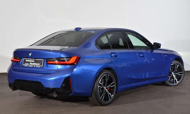 Gebraucht BMW 318 150 PS (110 kW) 2025 Blau Limousine