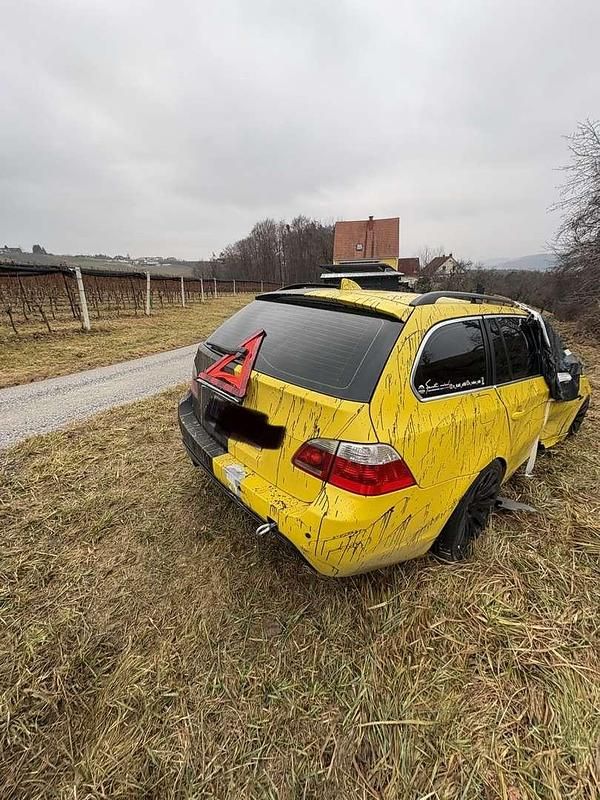 Gebraucht BMW 525 163 PS (119 kW) 2007 Kombi