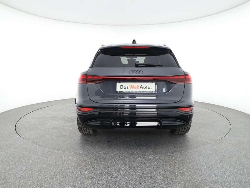 Gebraucht Audi Q6 e-tron Performance 225 kW (306 PS) 2025 Hellgrau  metallic SUV