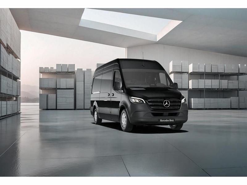 Gebraucht Mercedes Sprinter 190 PS (139 kW) 2025 Silber Van