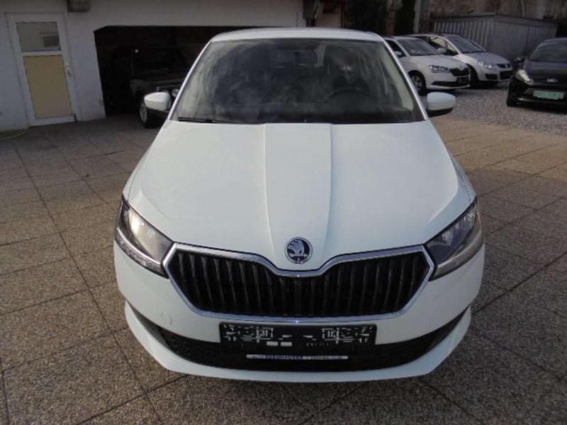 Gebraucht Skoda Fabia 60 PS (44 kW) 2019 Weiß Kleinwagen