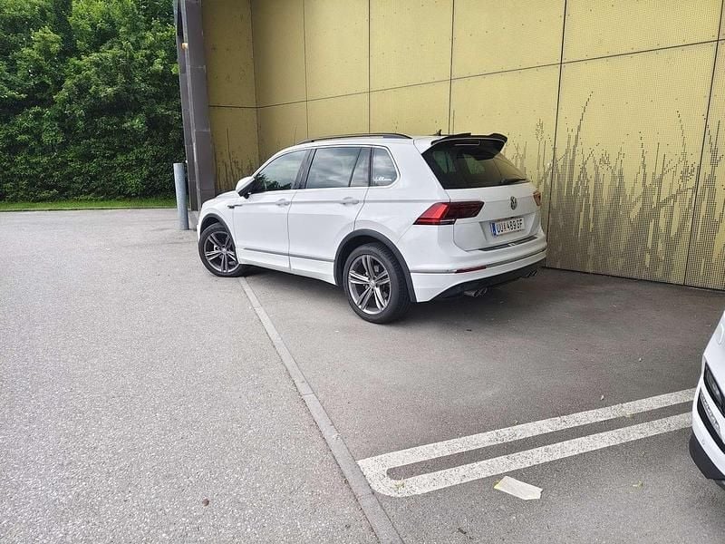 Weiß Gebraucht 2017 VW Tiguan Comfortline SUV | € 16.499 (Fairer Preis) - Bild 1/4