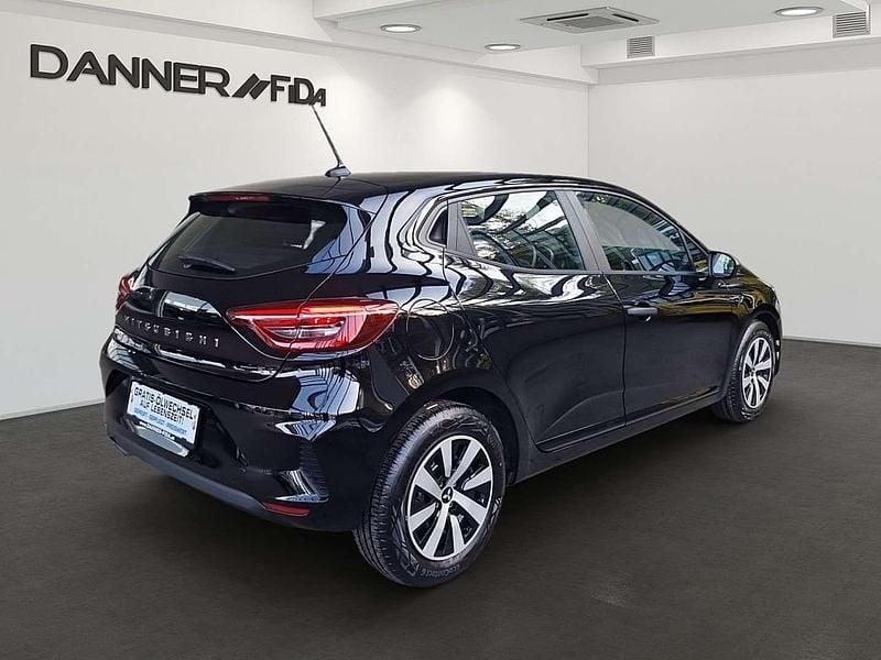 Gebraucht Mitsubishi Colt Inform 67 PS (49 kW) 2024 Schwarz Limousine