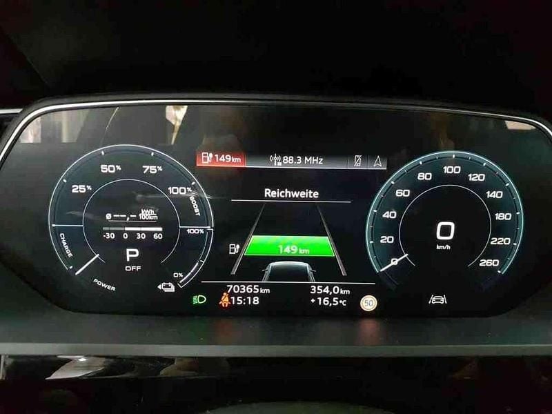 Gebraucht Audi e-tron S-Line 300 kW (408 PS) 2022 Schwarz  normal SUV