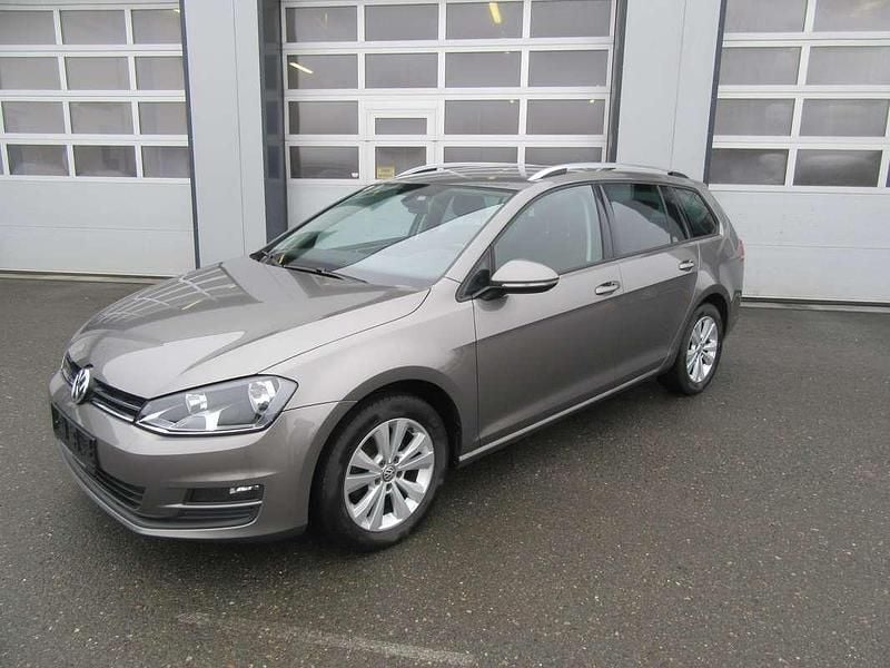 Gebraucht VW Golf VII 110 PS (80 kW) 2016 Grau Kombi