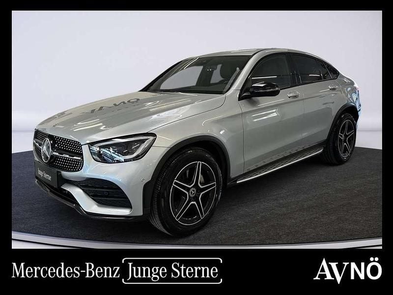 Silber Gebraucht 2023 Mercedes 200 AMG line Coupé | € 51.980 (Fairer Preis) - Bild 1/3