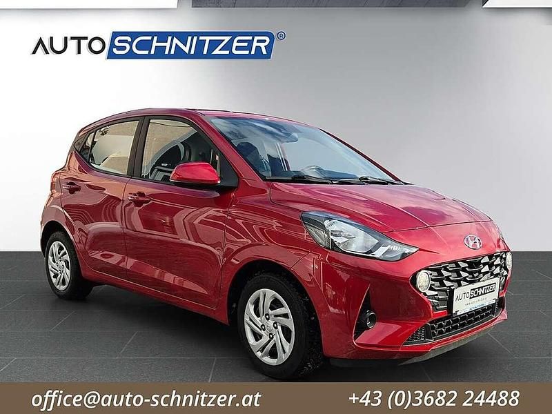Gebraucht Hyundai i10 67 PS (49 kW) 2022 Rot Kleinwagen