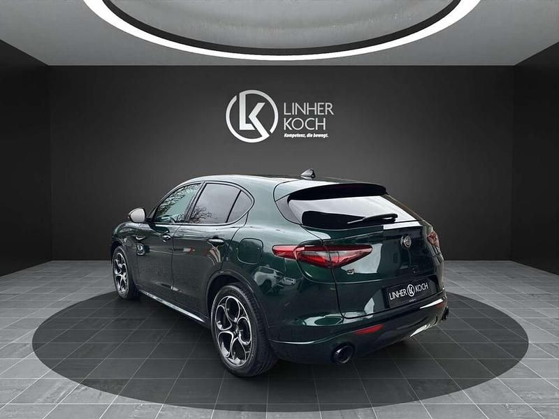 Gebraucht Alfa Romeo Stelvio Veloce 209 PS (153 kW) 2020 Grün SUV