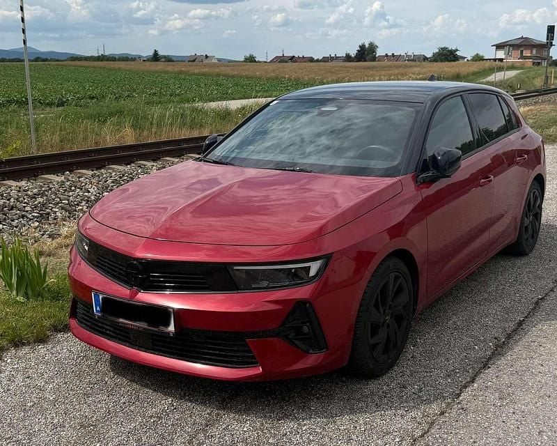 Gebraucht 2023 Opel Astra GS Line Limousine | € 21.000 (Fairer Preis) - Bild 1/4