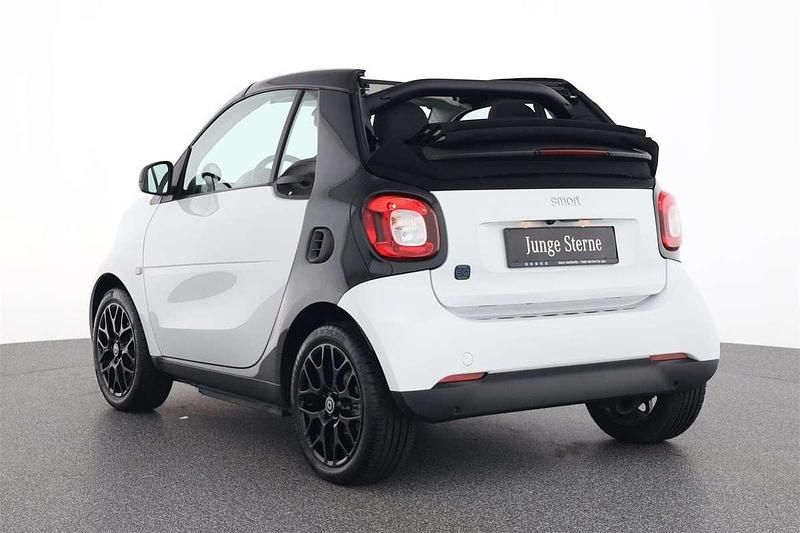 Gebraucht Smart ForTwo Electric Drive Passion 60 kW (82 PS) 2020 Weiss Cabrio