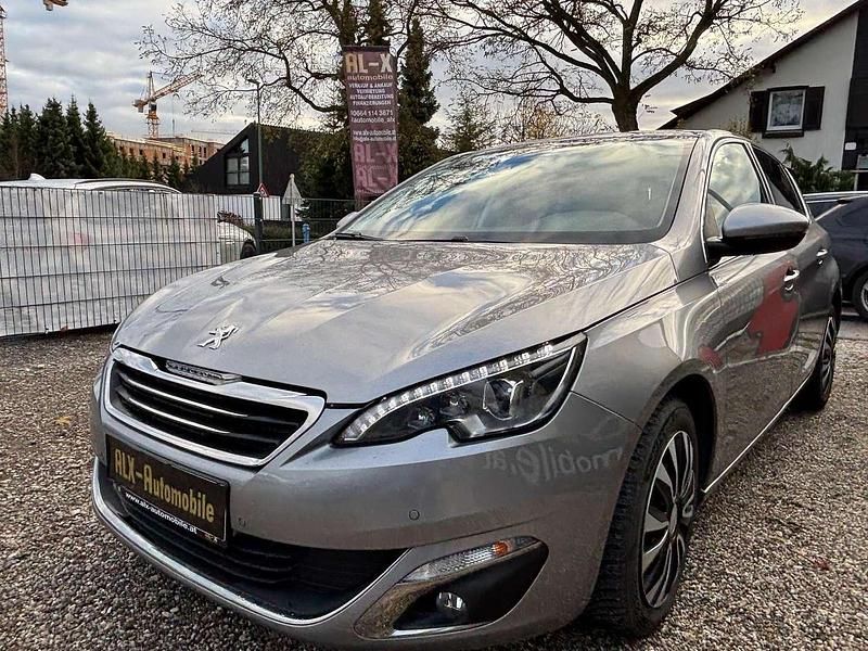 Gebraucht Peugeot 308 Active 99 PS (72 kW) 2015 Limousine