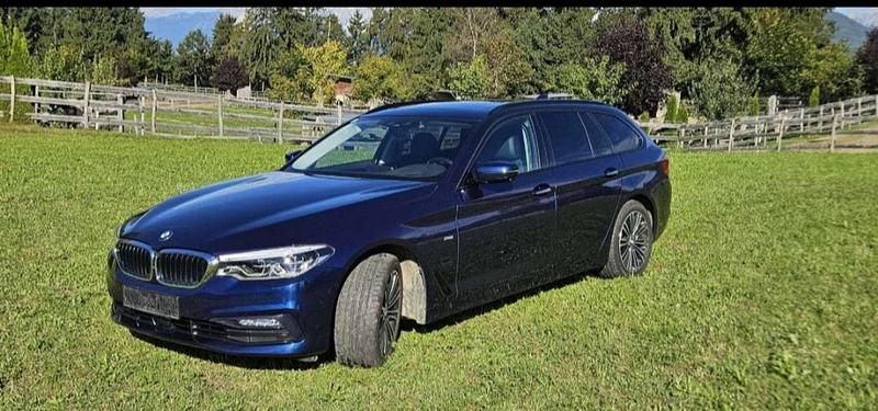 Gebraucht BMW 520 190 PS (139 kW) 2018 Blau Kombi
