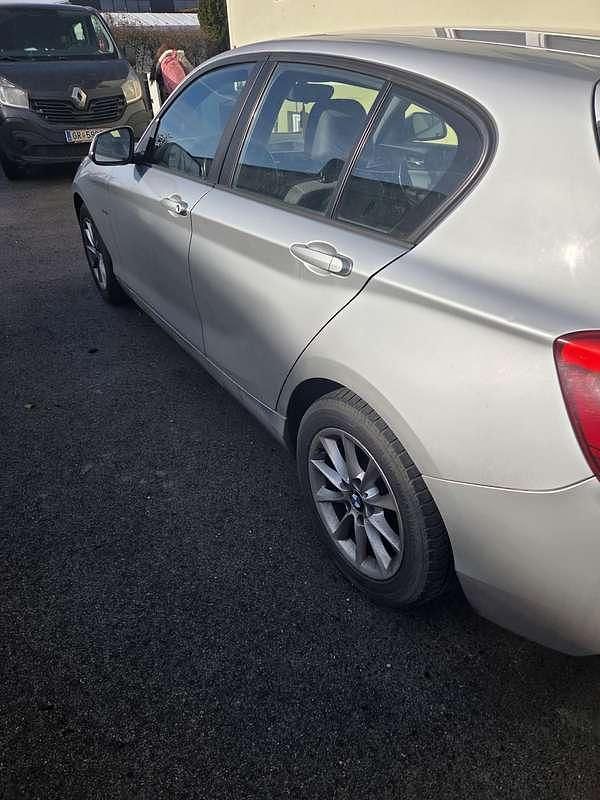 Gebraucht BMW 118 143 PS (105 kW) 2012 Silber Kleinwagen