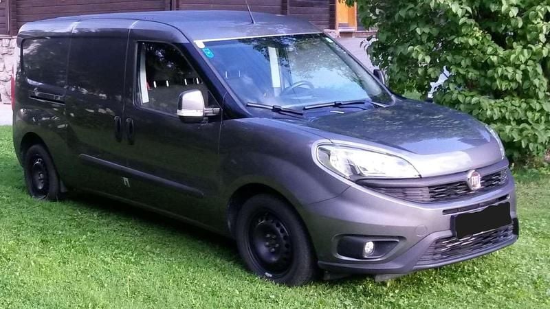 Grau Gebraucht 2015 Fiat Sedici Lounge SUV | € 8.000 (Fairer Preis) - Bild 1/1