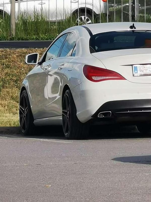 Gebraucht Mercedes CLA220 170 PS (125 kW) 2013 Limousine