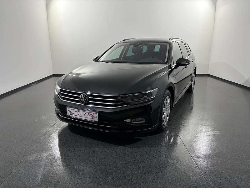 Gebraucht VW Passat Business 150 PS (110 kW) 2022 Schwarz Kombi