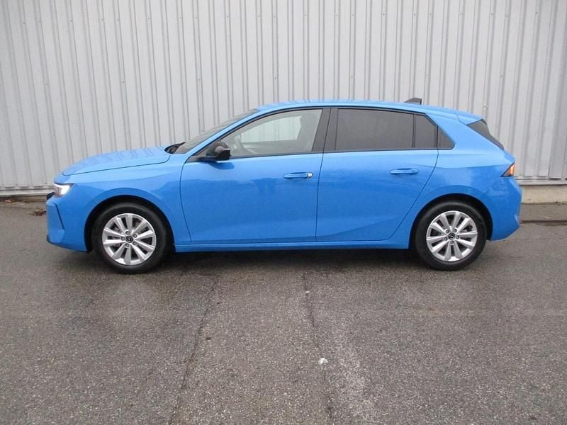 Neu Opel Astra S 131 PS (96 kW) 2025 Athletik blau
