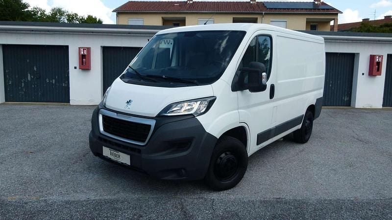 Weiß Gebraucht 2018 Peugeot Boxer Van | € 19.000 (Superpreis) - Bild 1/3