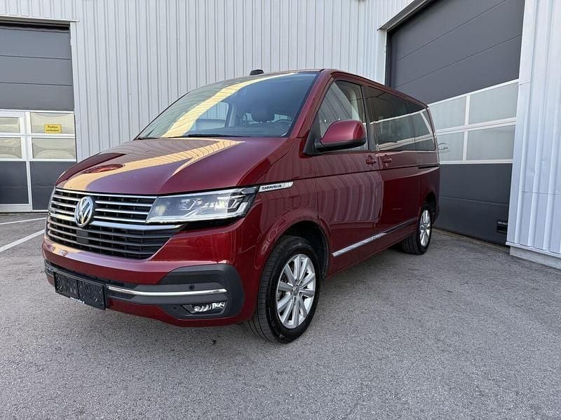 Rot Gebraucht 2019 VW Caravelle Van / Kleinbus | € 57.000 - Bild 1/4