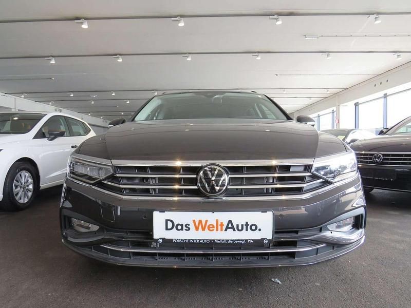 Gebraucht VW Passat Business 150 PS (110 kW) 2025 Dunkelgrau  metallic Kombi