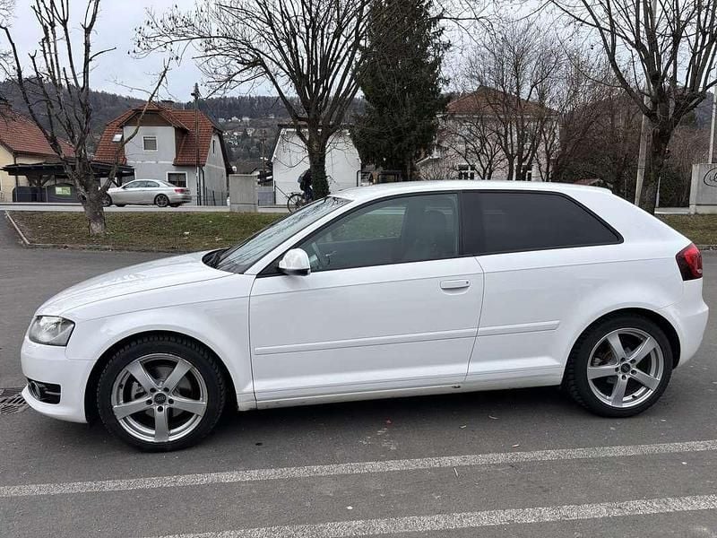 Gebraucht Audi A3 Ambition 125 PS (91 kW) 2011 Kleinwagen