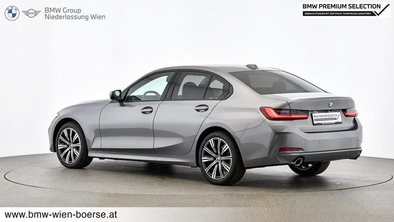 Gebraucht BMW 318 Efficient Dynamics 150 PS (110 kW) 2024 Grau Limousine