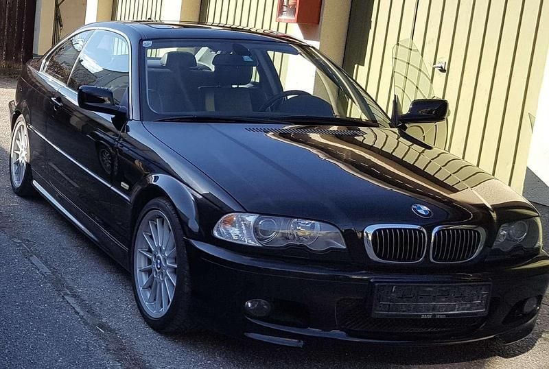 Schwarz Gebraucht 2001 BMW 330 Coupé | € 11.500 (Superpreis) - Bild 1/4