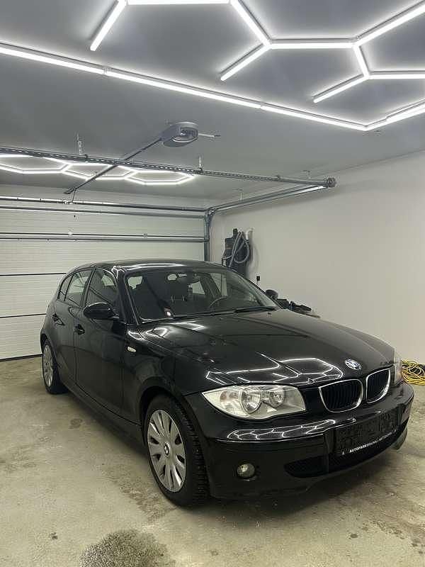 Gebraucht 2004 BMW 118 Kleinwagen | € 5.000 - Bild 1/4