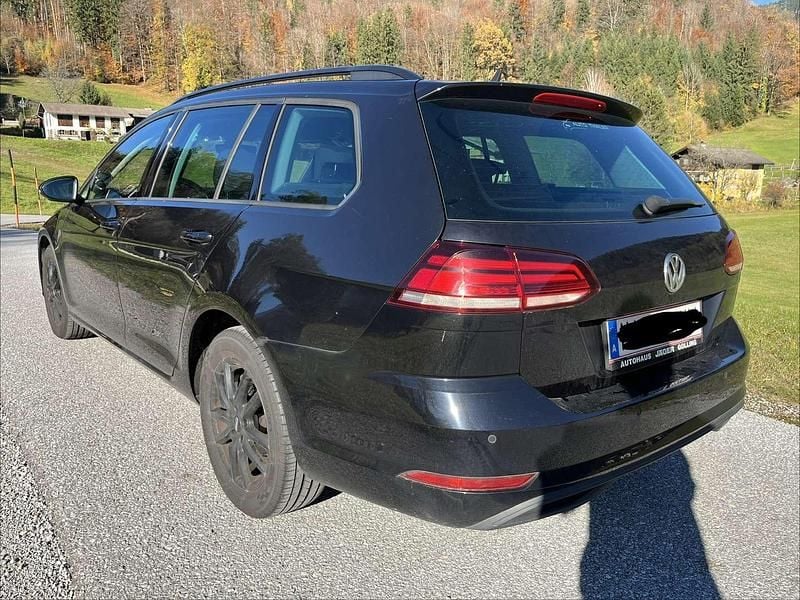 Gebraucht VW Golf VII 110 PS (80 kW) 2017 Limousine