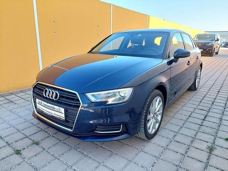 Schwarz Gebraucht 2017 Audi A3 Limousine | € 18.990 (Fairer Preis) - Bild 1/4