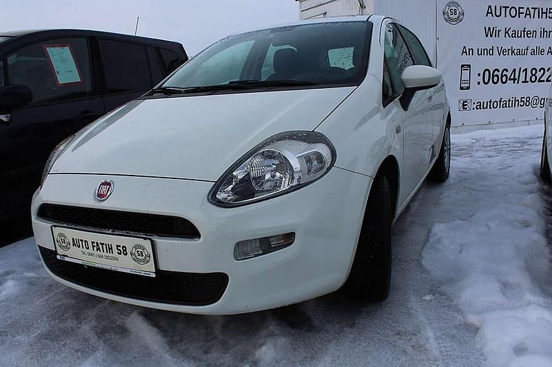 Gebraucht Fiat Punto Easy 69 PS (50 kW) 2013 Weiß Limousine