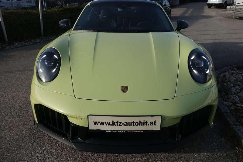 Gebraucht Porsche 911 Carrera GTS 541 PS (397 kW) 2025 Gelb Coupé