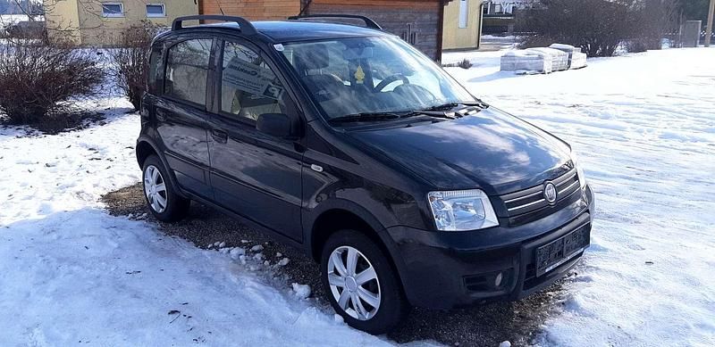 Gebraucht Fiat Panda 4x4 60 PS (44 kW) 2009 Schwarz Kleinwagen