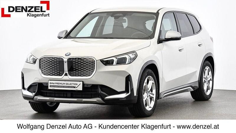 Gebraucht BMW iX1 Shadowline 225 kW (306 PS) 2024 Alpinweiß iii SUV
