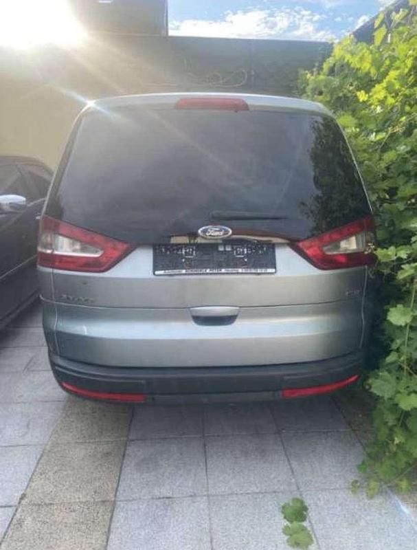 Gebraucht Ford Galaxy Trend 140 PS (102 kW) 2010 Van / Kleinbus