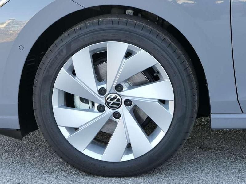 Neu VW Golf VIII 116 PS (85 kW) 2025 Mittelgrau  normal Limousine