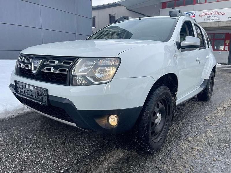 Weiß Gebraucht 2014 Dacia Duster SUV | € 6.000 (Fairer Preis) - Bild 1/4