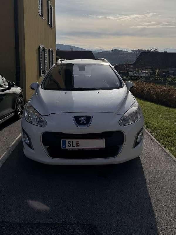 Gebraucht Peugeot 308 SW Active 111 PS (81 kW) 2012 Kombi