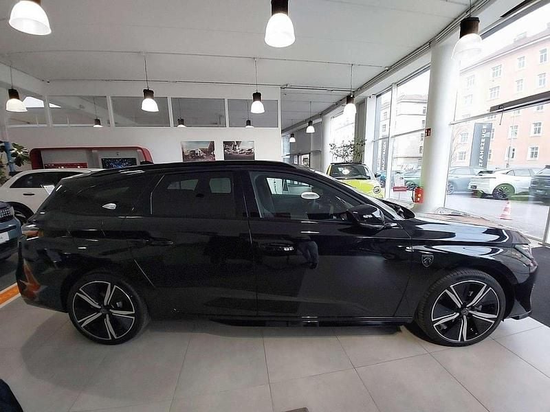 Neu Peugeot 308 SW GT 136 PS (100 kW) 2025 Schwarz Kombi