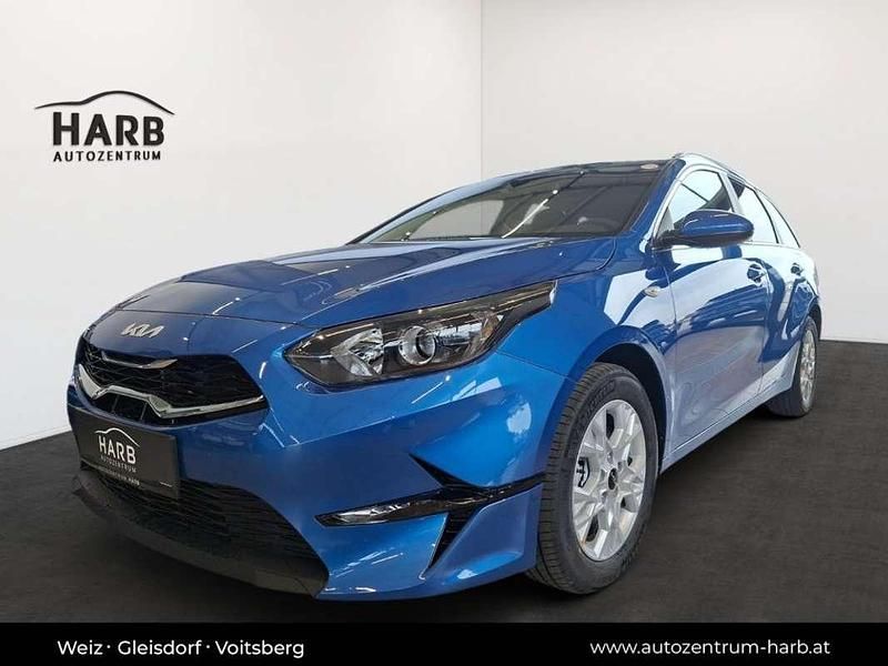 Neu Kia Ceed Sportswagon Silver 101 PS (74 kW) 2025 Blau Kombi