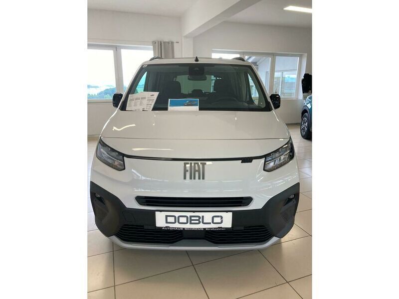 Neu Fiat Doblò 131 PS (96 kW) 2025 Van / Kleinbus