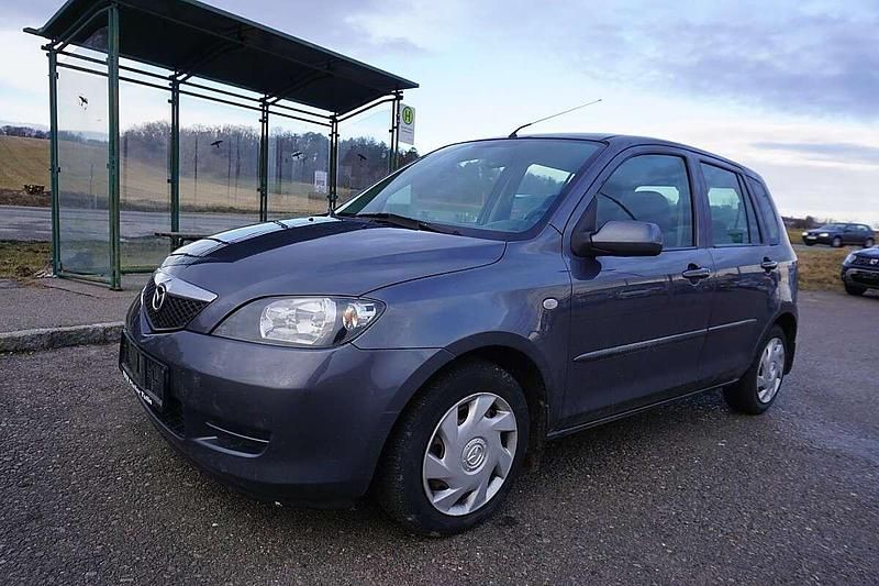 Gebraucht Mazda 2 68 PS (50 kW) 2005 Grau Kleinwagen